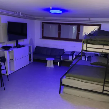 Modern Urban Studio Apartment S-Bahn 27Qm For 6 Persons Mercedes-Benz Magstadt Buitenkant foto