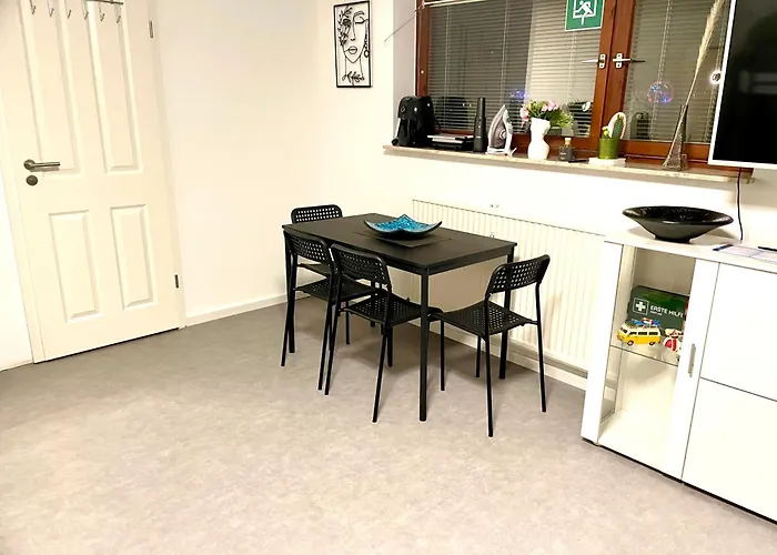 Modern Urban Studio Apartment S-Bahn 27Qm For 6 Persons Mercedes-Benz