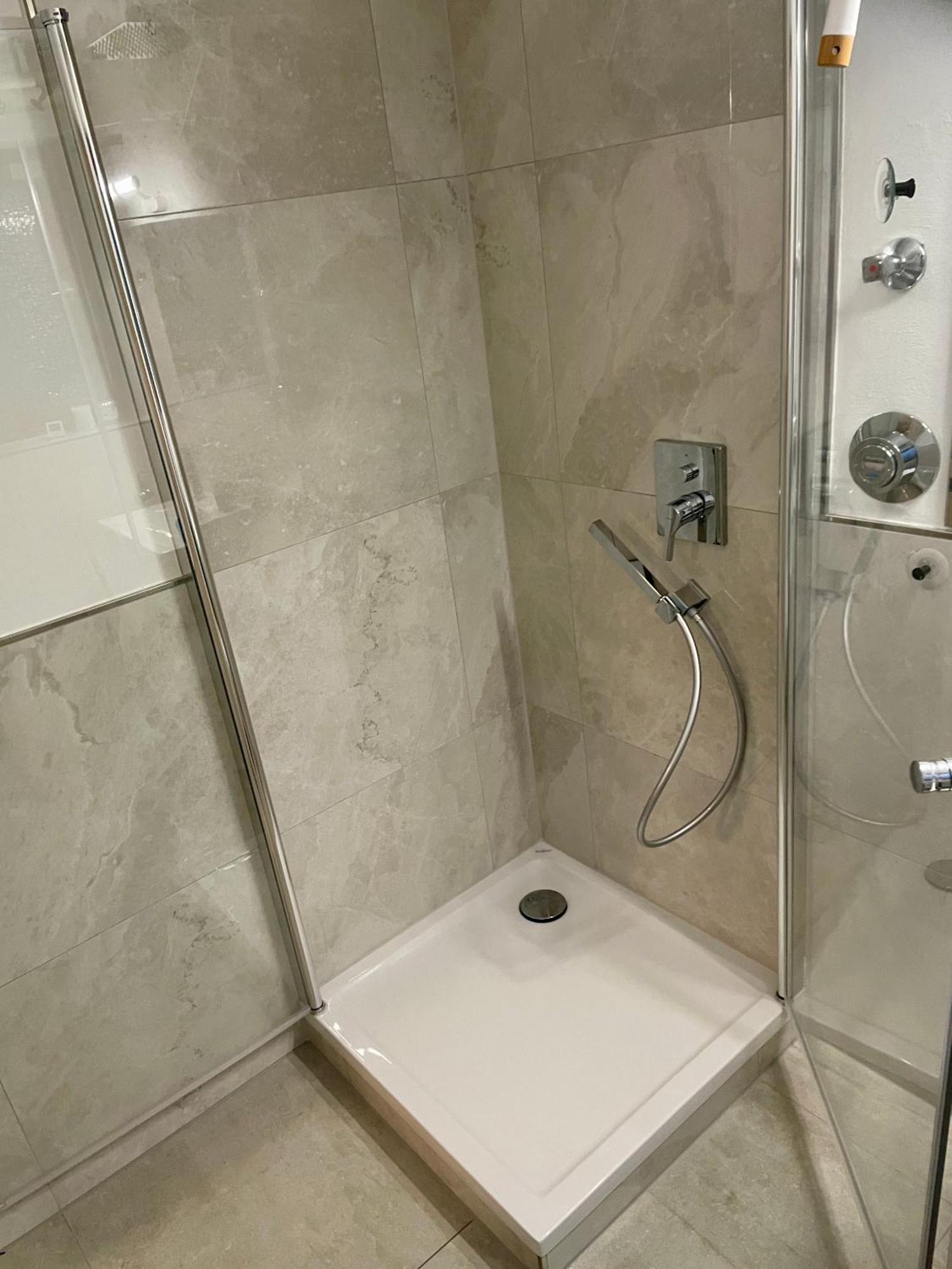 Apartment Modern Urban S-bahn 27qm For 6 Persons Mercedes-benz *